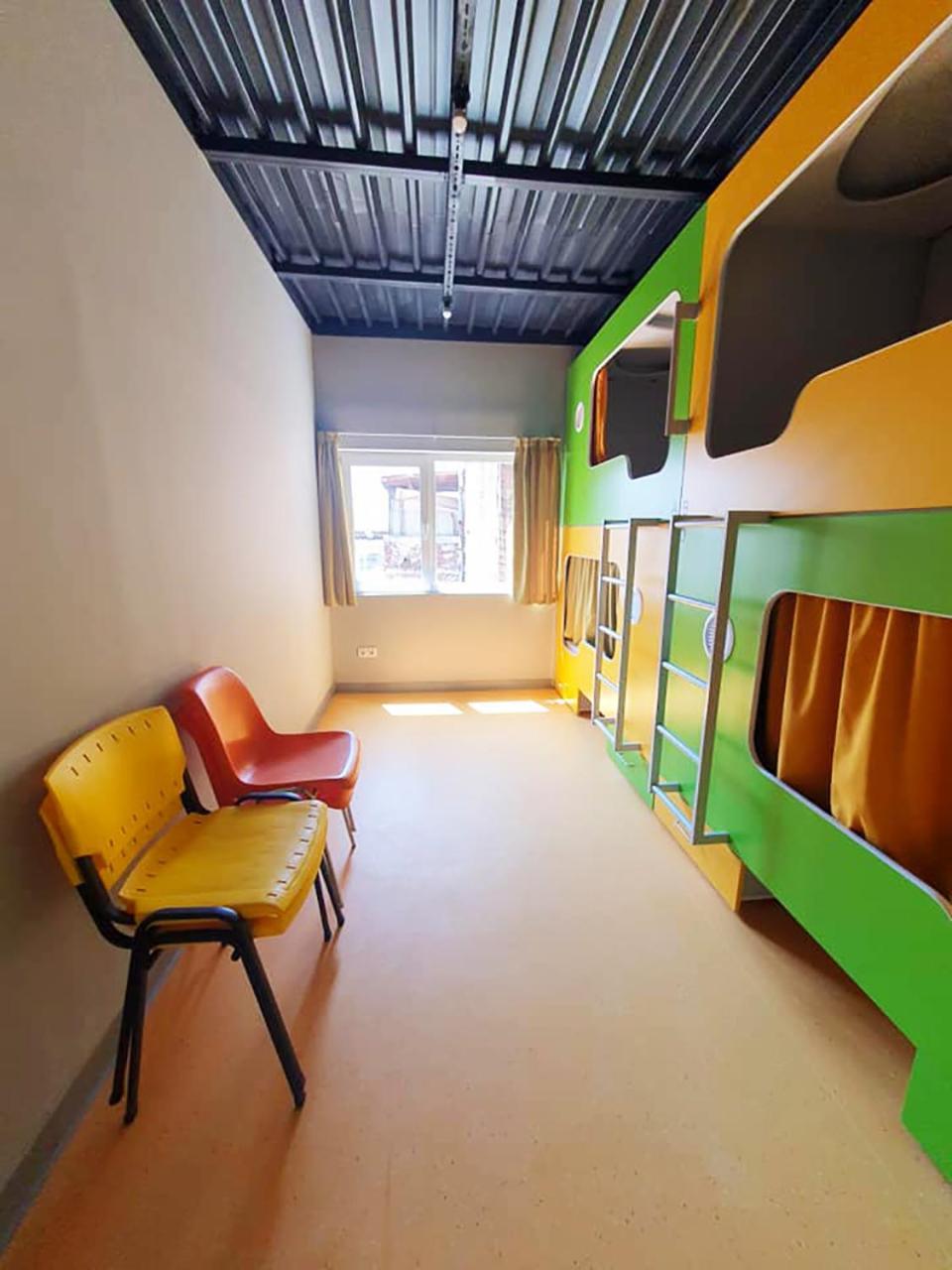 Green Cube Capsule Hostel Sofia Exterior foto