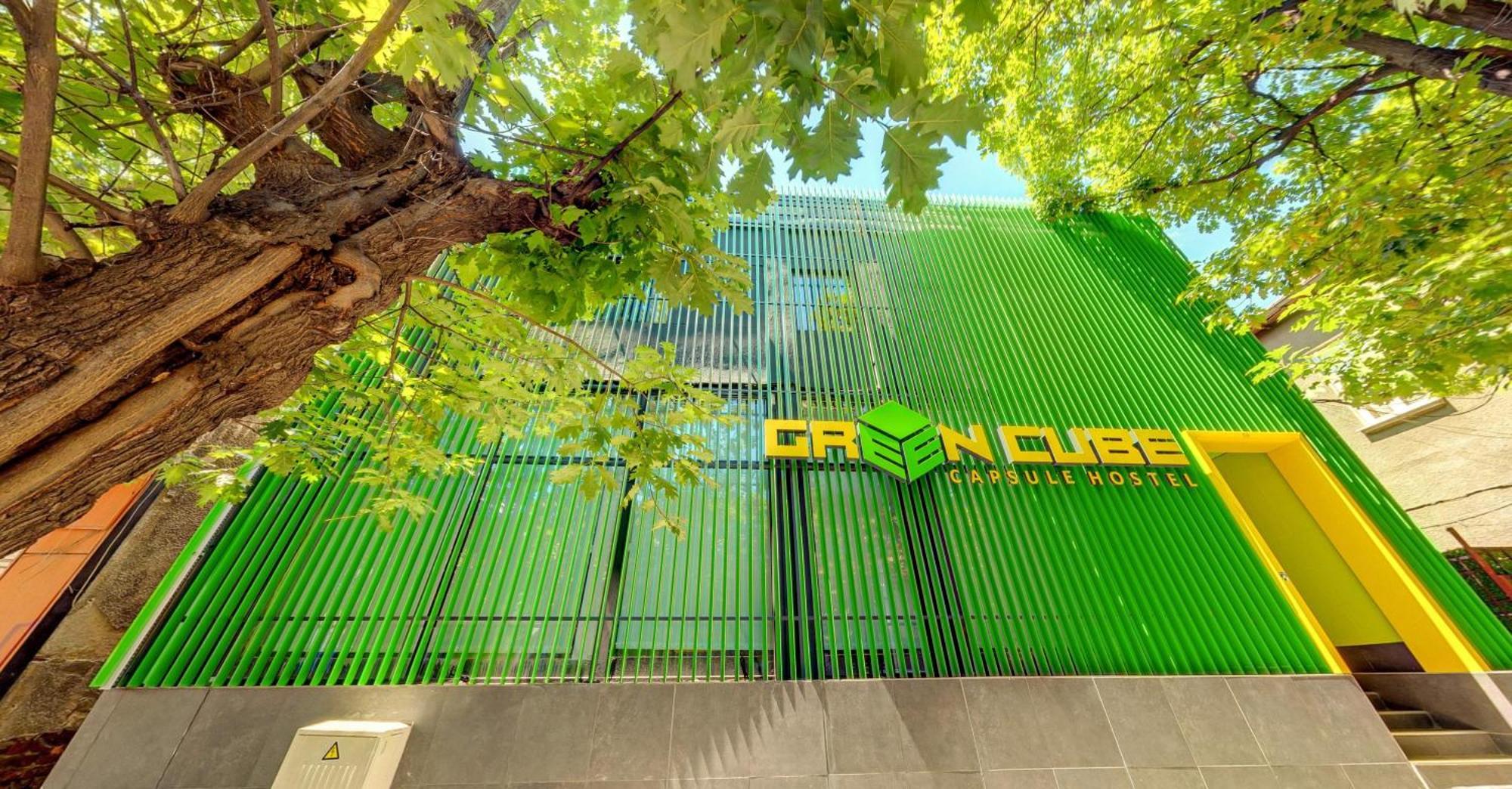 Green Cube Capsule Hostel Sofia Exterior foto